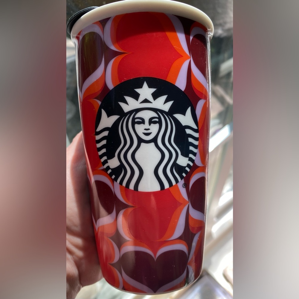 2019 Starbucks Valentine tumbler